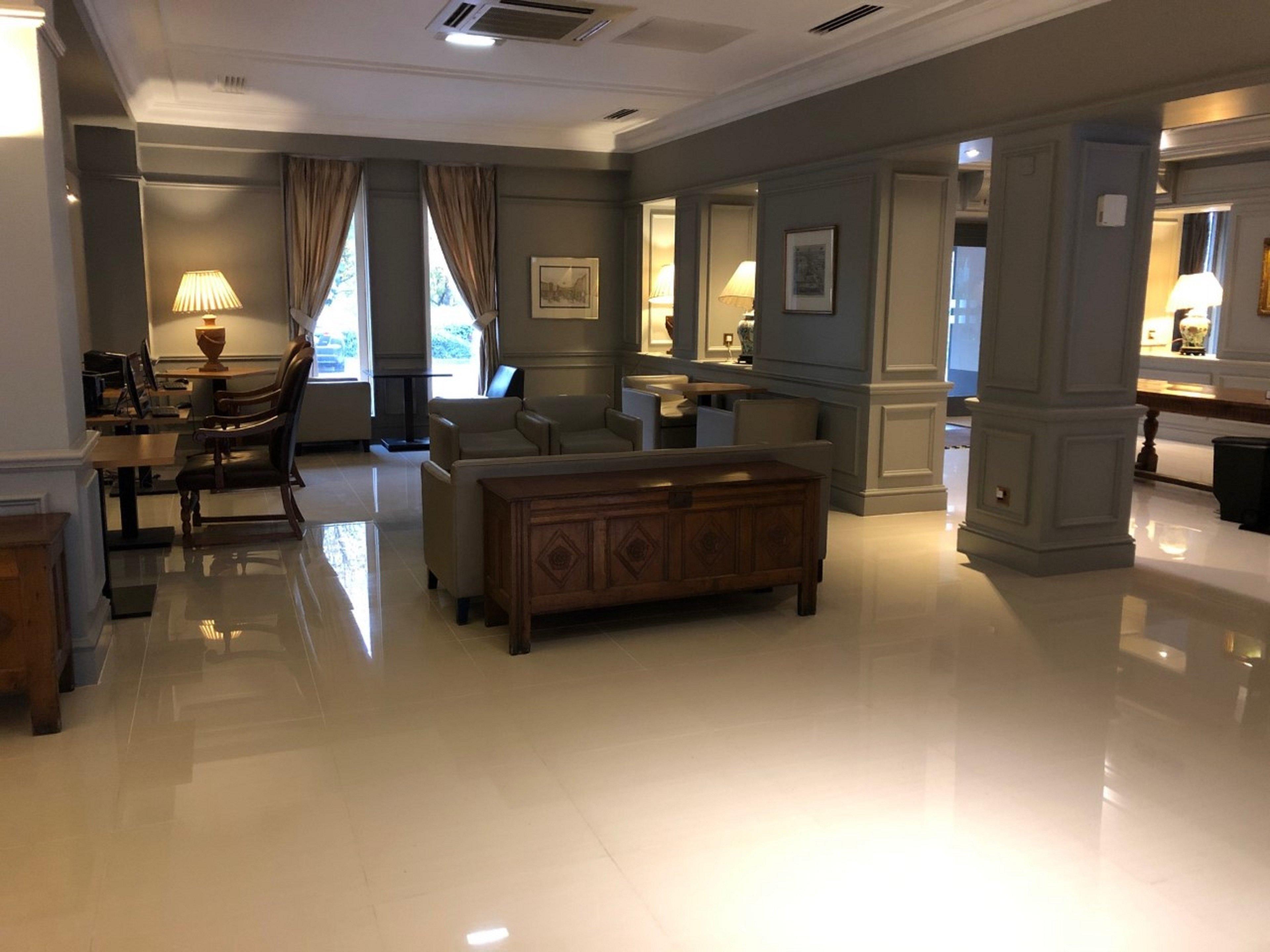 假日梅德斯通-七橡树酒店 外观 照片